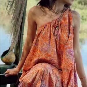 ZARA Orange Print Asymmetric
Large